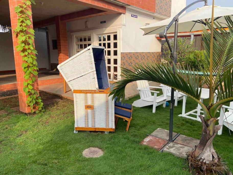 Appartement Altona Lome Luaran gambar