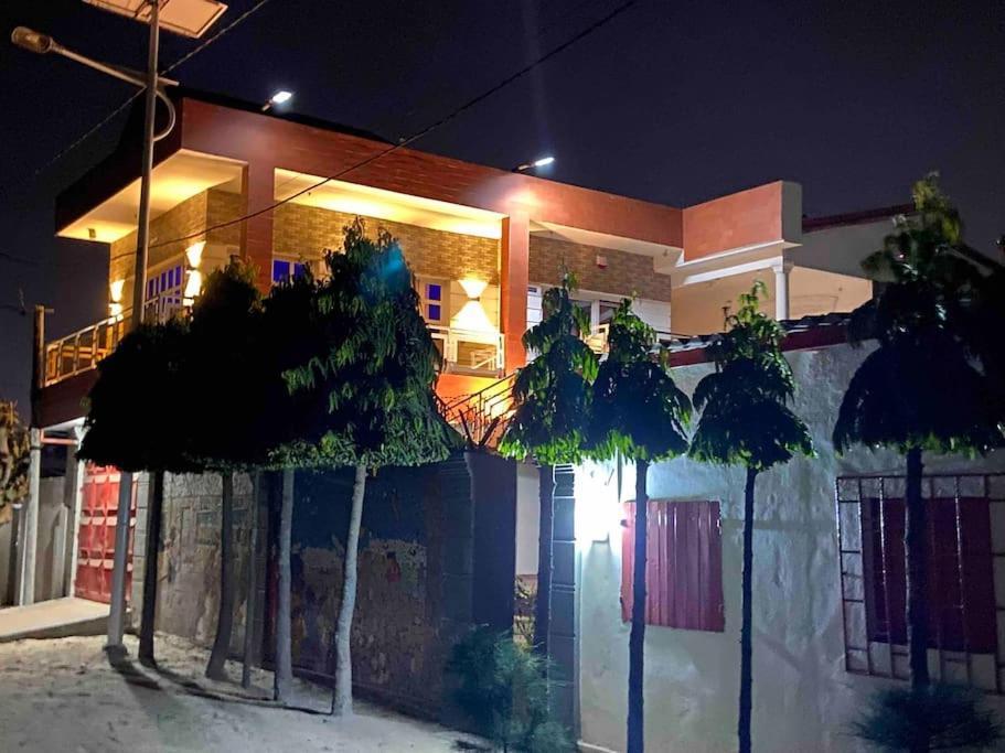 Appartement Altona Lome Luaran gambar