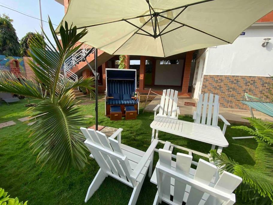 Appartement Altona Lome Luaran gambar