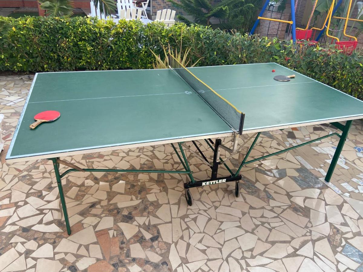 Appartement Altona Lome Luaran gambar