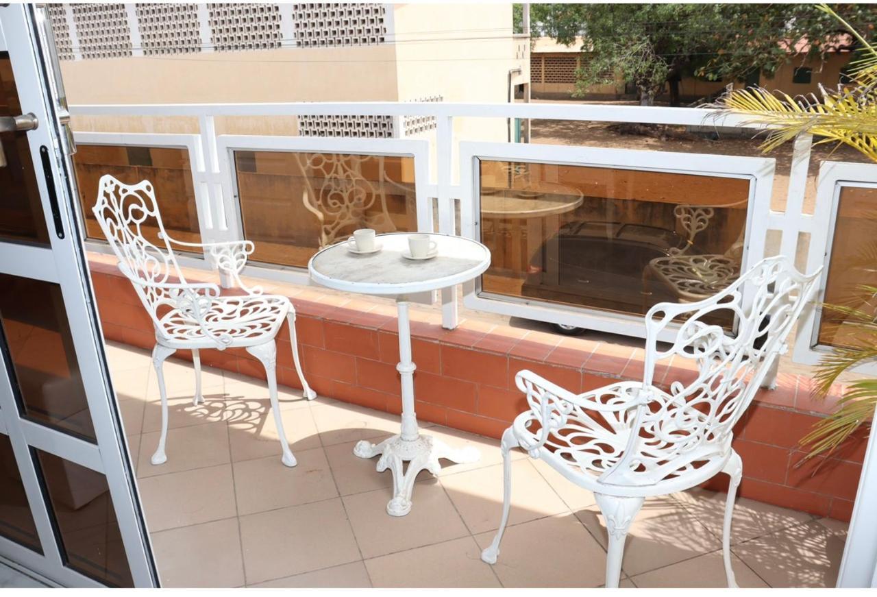 Appartement Altona Lome Luaran gambar