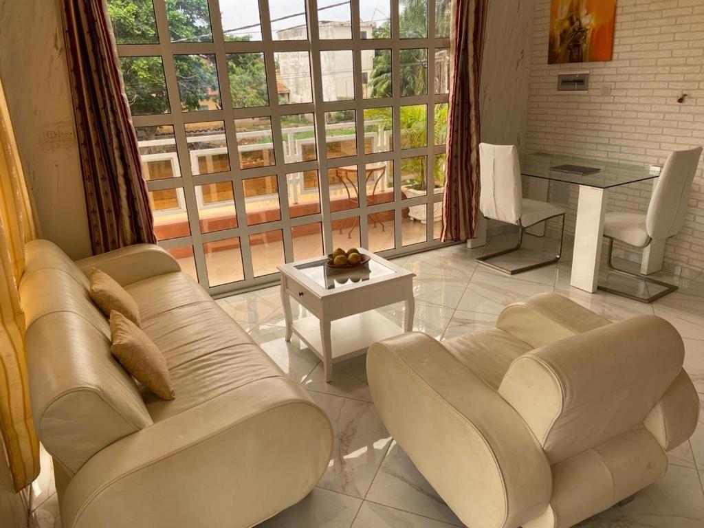 Appartement Altona Lome Luaran gambar